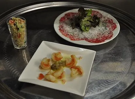 Restaurant Twee 酒店 3*